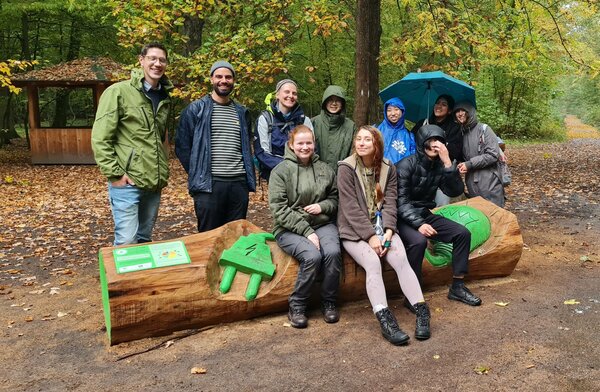 Gruppenbild im Wald